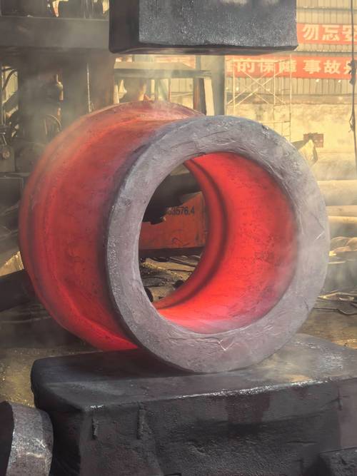 慶亮模具鍛件品控能力持續(xù)增強(qiáng) 鍛造行業(yè)的質(zhì)量標(biāo)桿